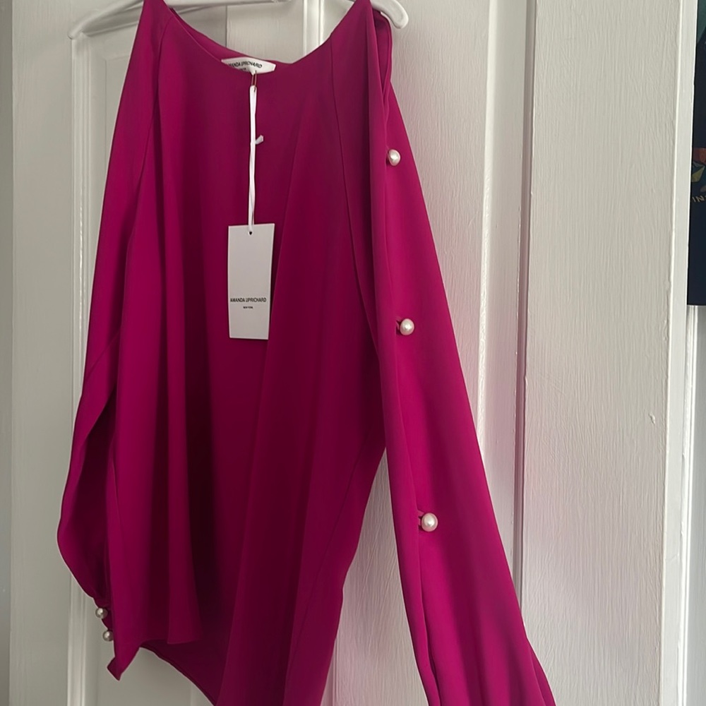 AMANDA UPRICHARD Genesee pink cold shoulder pearl top